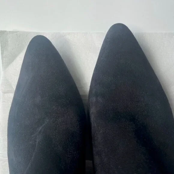 THE ROW $1290 black suede ankle boot, size 41 made in Italy